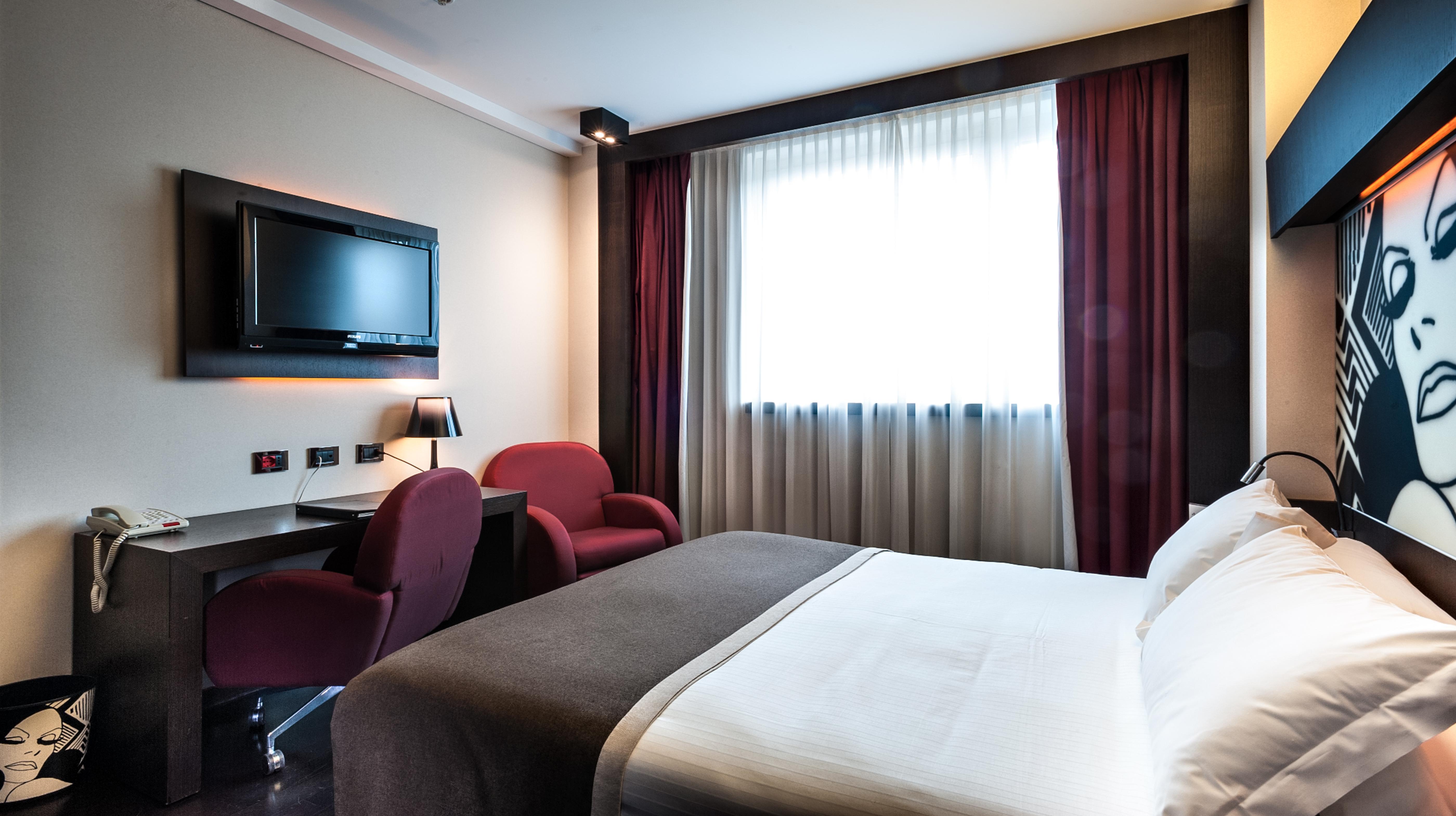 คราวน์ พลาซา มิลานซิตี้ Hotel ภายนอก รูปภาพ